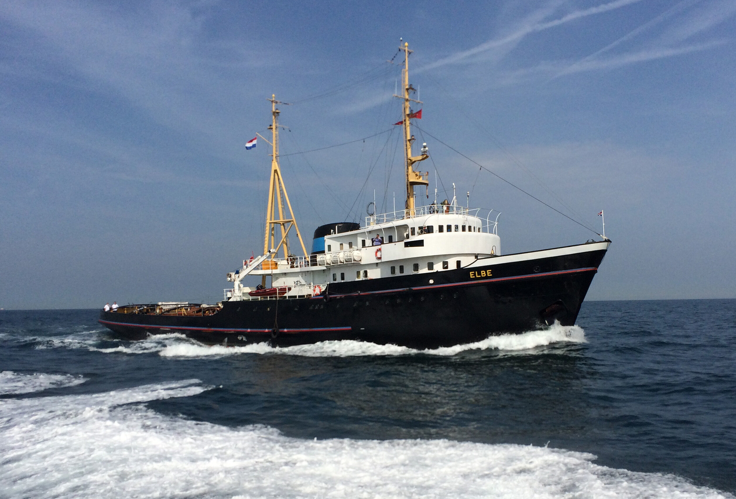 Submit photo(s) of the vessel